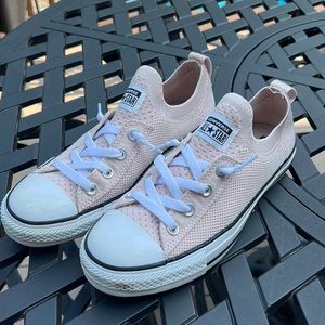 Pink low top Converse